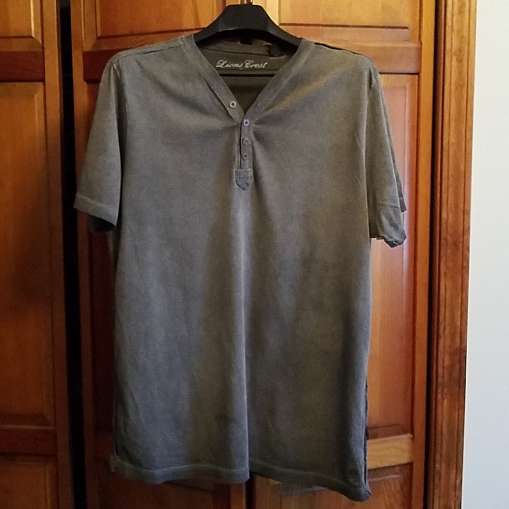 Mens short sleeve 4 button shirt